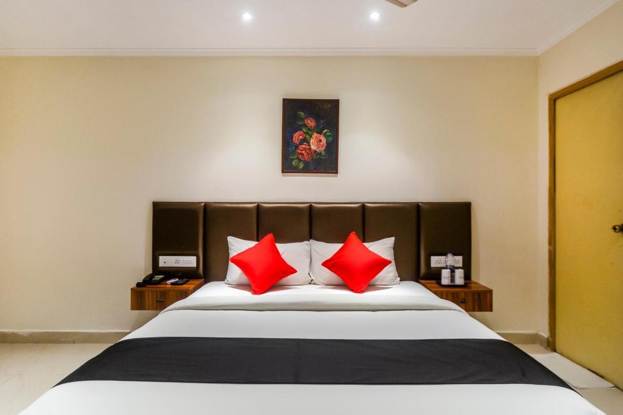 Capital O 66763 Blossoms Serviced Apartments Csennai Kültér fotó